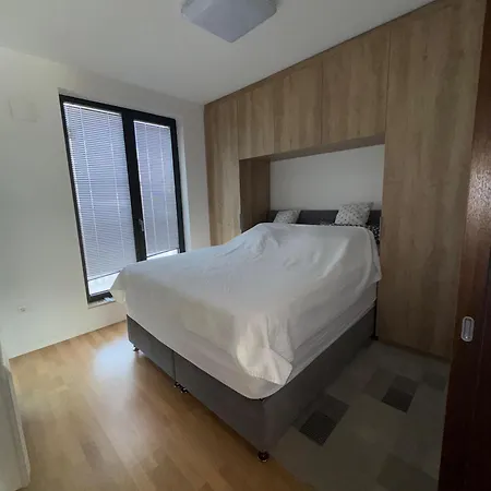 Luxury 3 Bedroom With Balcony & View Greenresidence