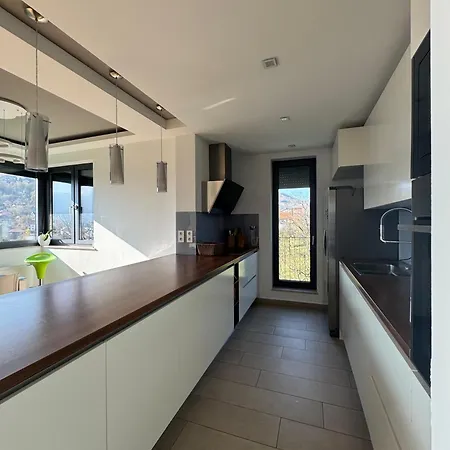 Luxury Apartment In Greenresidence Sarajevo Apartman